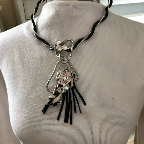 Jewelry - Picture 1 of 1